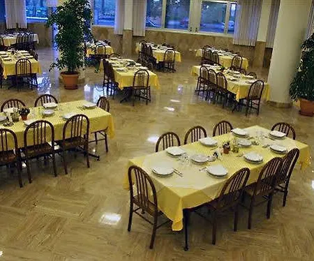Nyaraló Casa Per Ferie Salesianum *