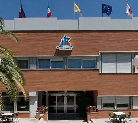 Casa Per Ferie Salesianum * Fiumicino